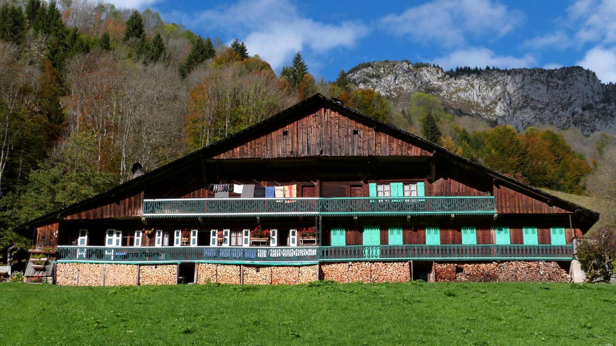 Hotel Plein Soleil Vacheresse Exterior foto